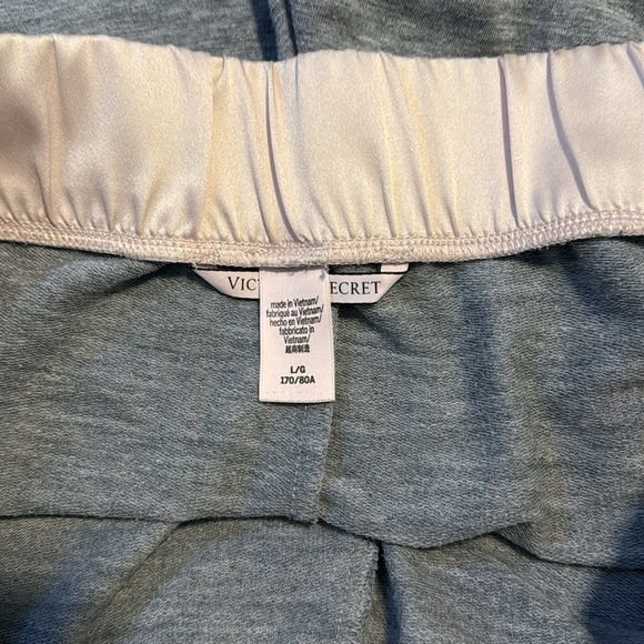 Victoria Secret PJ bundle size large - Picture 4 of 14